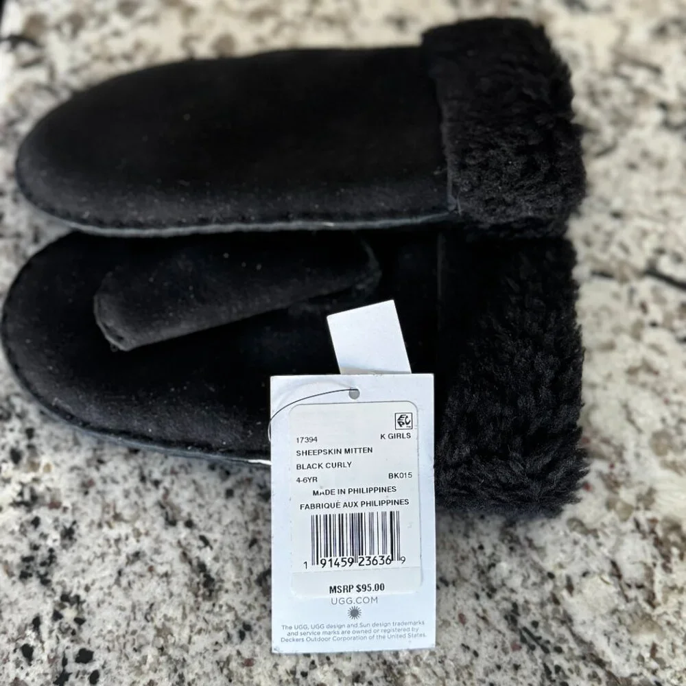 UGG Kid's Suede & Shearling Black Mittens Size 4-6 yr